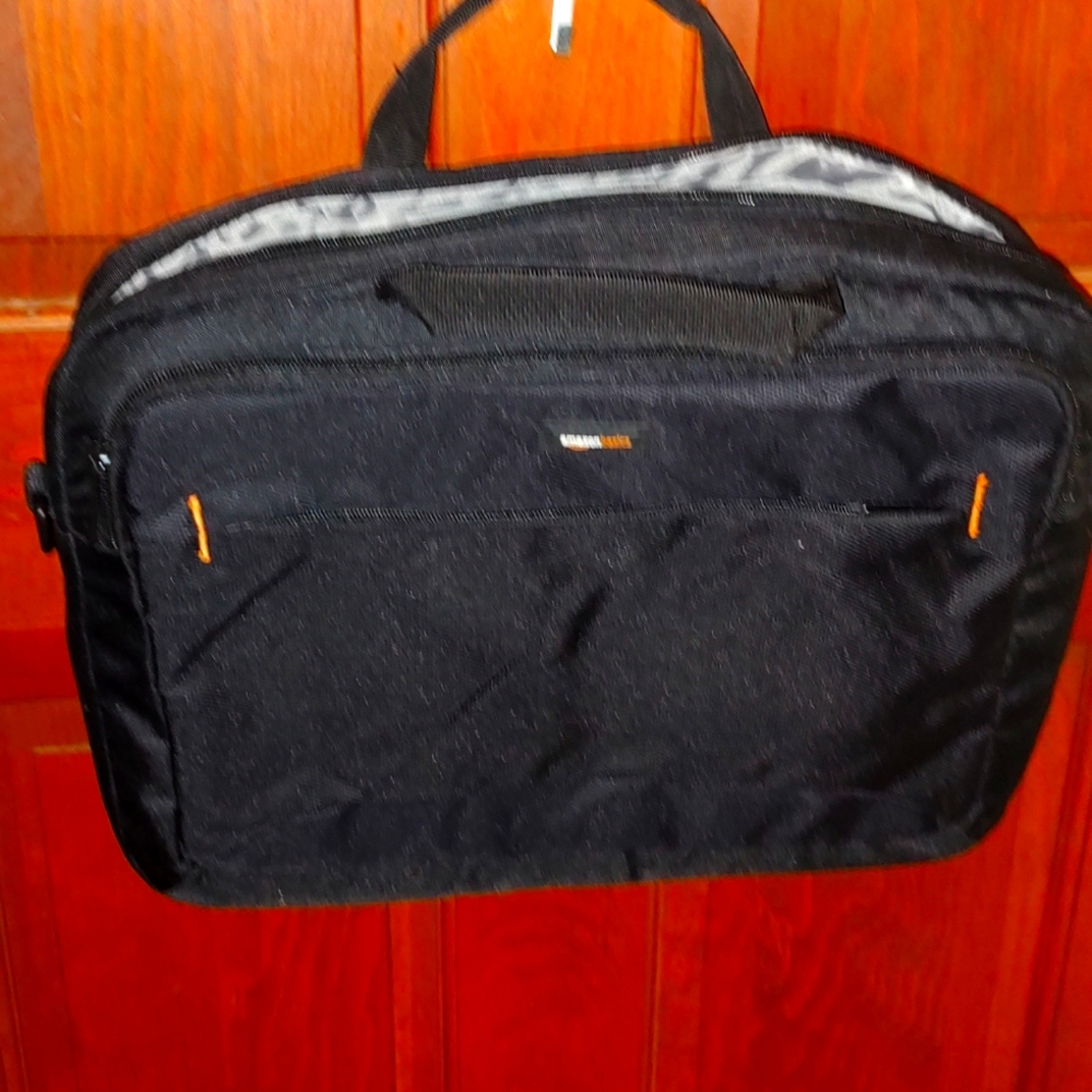 Amazon laptop bag